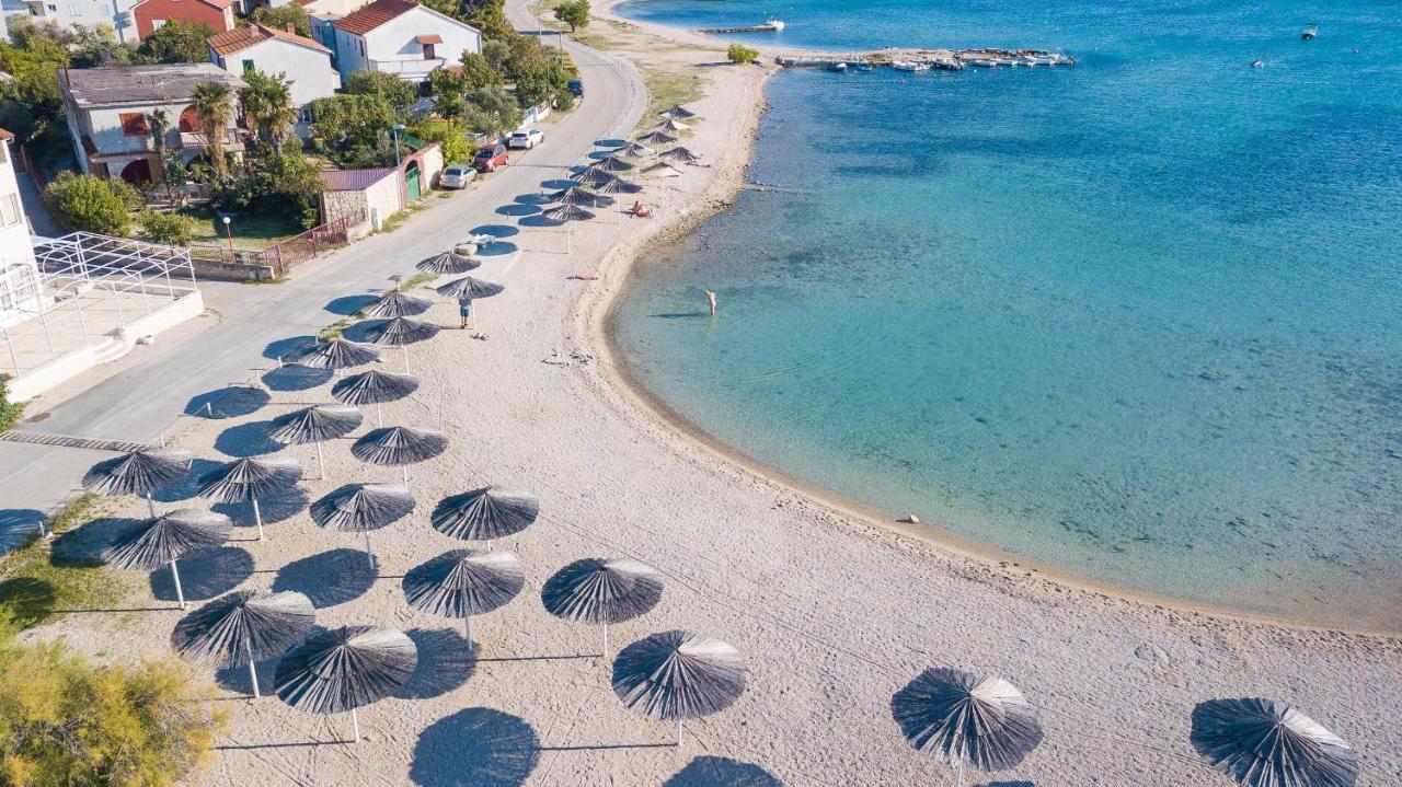 Apartment Robyn On The Beach سريما المظهر الخارجي الصورة