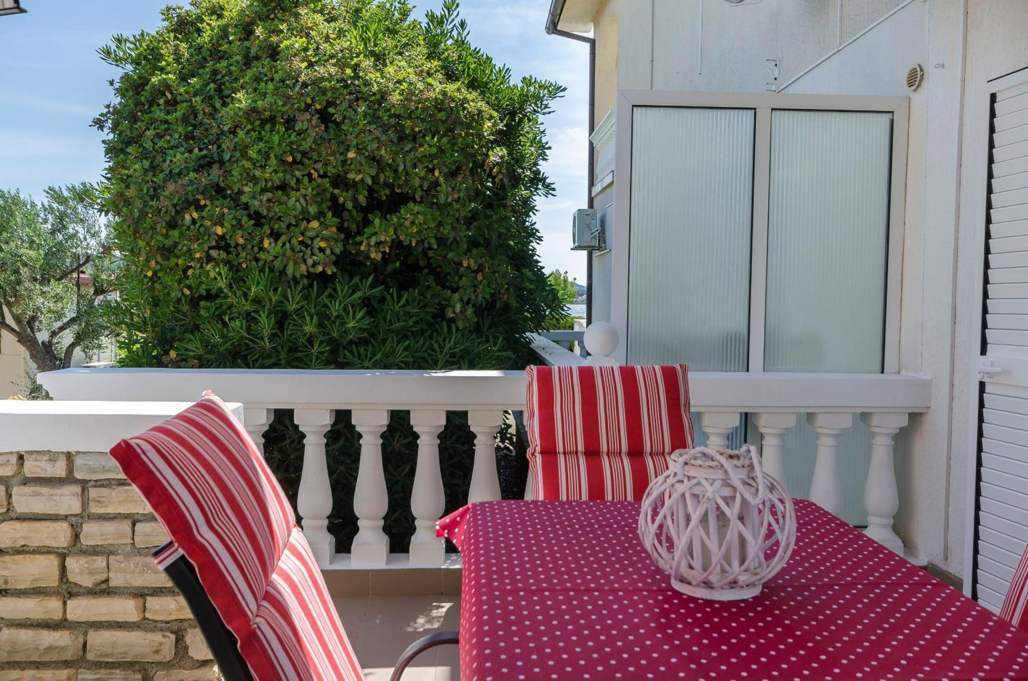 Apartment Robyn On The Beach سريما المظهر الخارجي الصورة